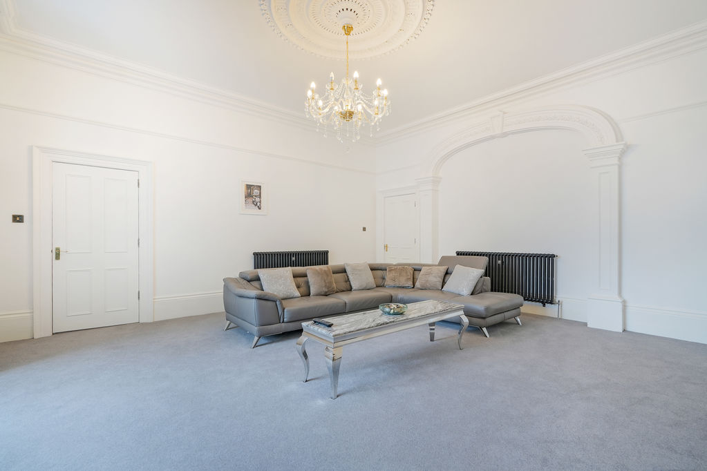 90 Southgate Eckington